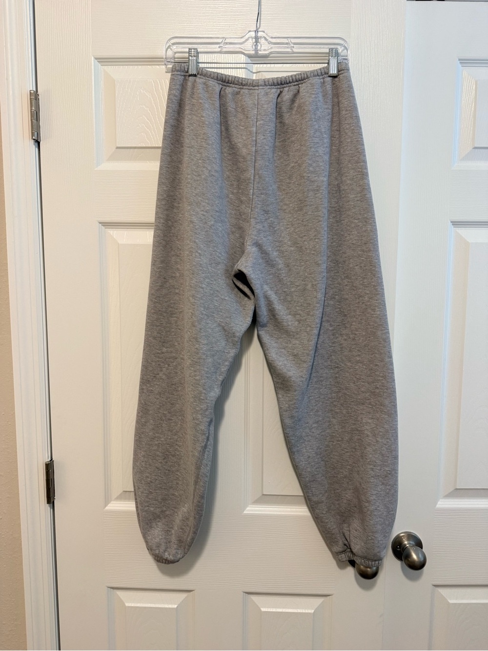 SKIMS Gray Relaxed Fleece Joggers with Drawstring - Picture 5 of 5